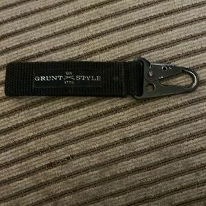 Grunt Style keychain - black canvas